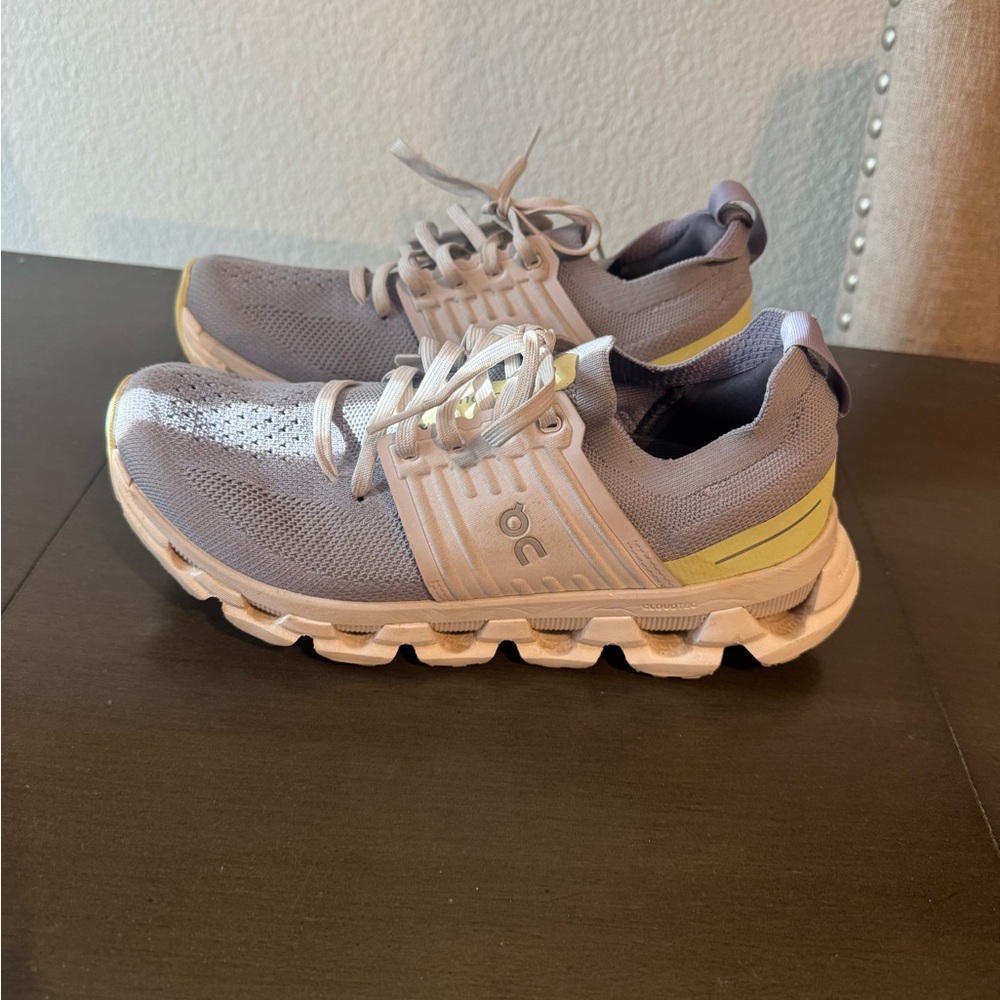 On Women's Gray Sneakers - Picture 4 of 5